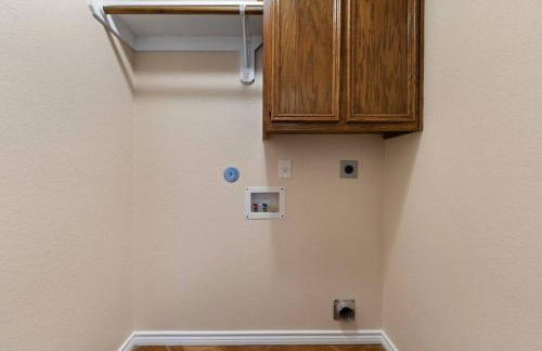 Bright & spacious 3 bedroom home Amazing location - Foto 24