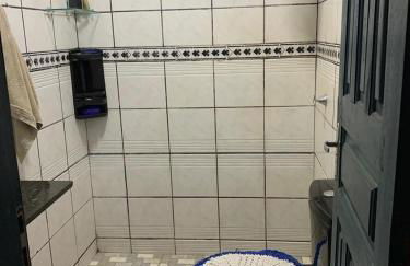 Casa Bem Aconchegante com 02 Quartos 03 camas - Foto 15