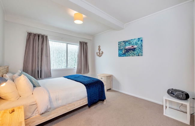 Kingsland Contemporary 2BR with Carpark - Photo 6