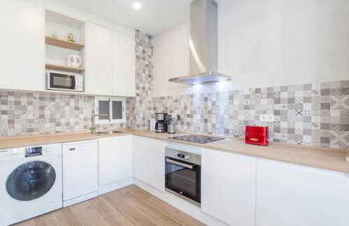 new apartment 4 pax front central station wifi - Photo 8