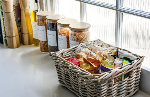 “The Sleepers Cottage” 2-6 people w/ free parking - Photo 16