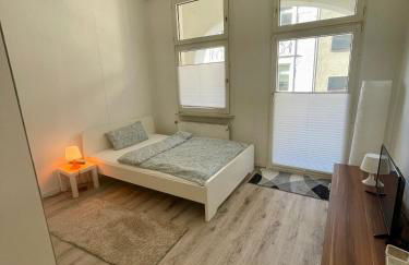 Altbauwohnung mit 2 Balkonen - Foto 6