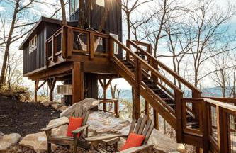 Breathtaking Tree House with Jacuzzi and Lofted Interior in Georgia - Foto 26