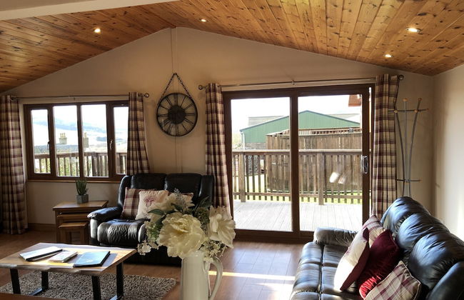 Kingfisher Lodge With Hot Tub Near Cupar, Fife - Foto 7