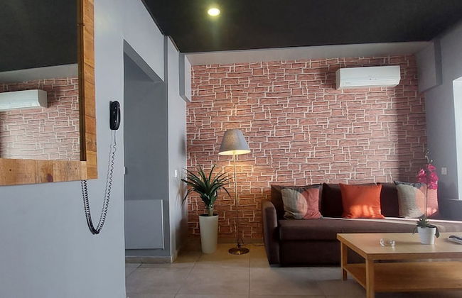 SuiteLoc Apparthotel - Photo 68