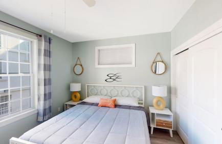 Beach House Steps away from the Boardwalk and Beach with Ocean Views in Seaside Heights! - Foto 53