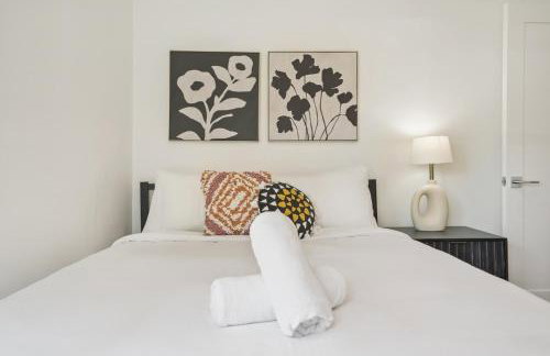 Trendy Remodeled Home by SoCo w Nice Outdoor Space - Foto 38