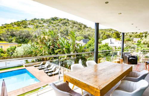 Tranquil large 6 bedroom family Villa sleeps 20 near sitges - Photo 15