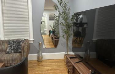 85a Charming Boston Base, 3BR, 2BA Ideal for Families - Foto 11