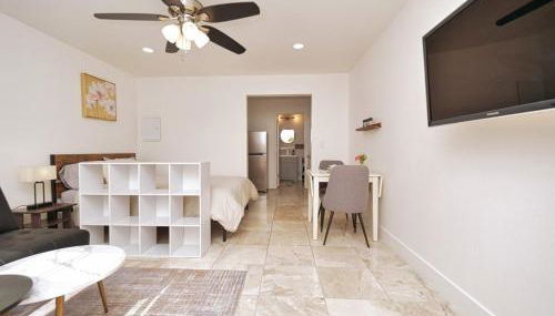 Molivu Homes Studio - PetFriendly - King Bed - W-D - Foto 3