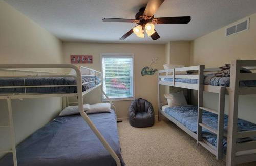 Beachfront~Private Sand Beach~Close Mackinac Ferry - Foto 11