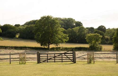 Historic Farmhouse Retreat Foot of the South Downs - Foto 23
