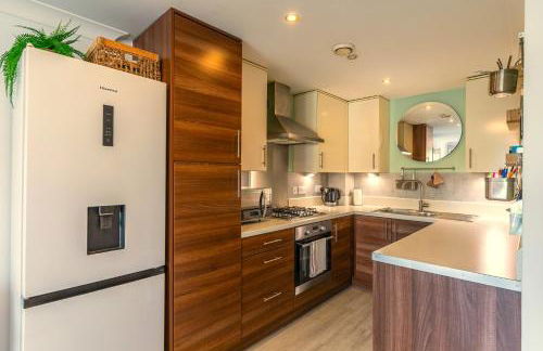 Bond Central - City Centre Oasis - Photo 3