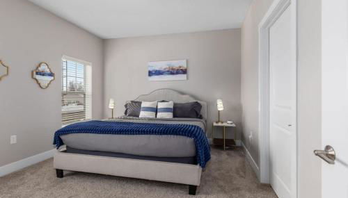 Modern 2BR & 2BA Condo with Garage & Patio - Foto 5