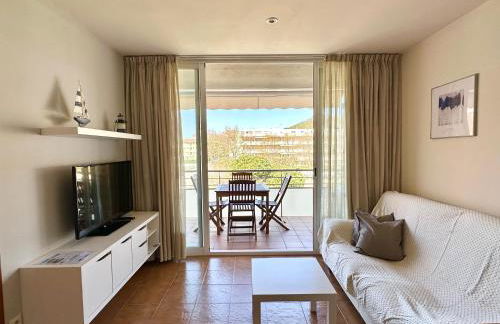 NEW! Apartamento con piscina y balcón a 2 minutos de la playa. WI-FI - Foto 14