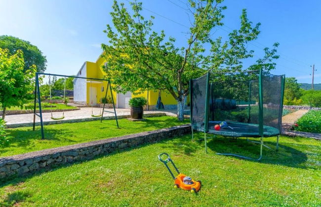 Tranquil Oasis Holiday Home Primorski Dolac With Pool - Foto 18