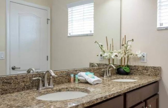 Gorgeous 6 Bedroom w Pool Paradise Palms - Foto 37