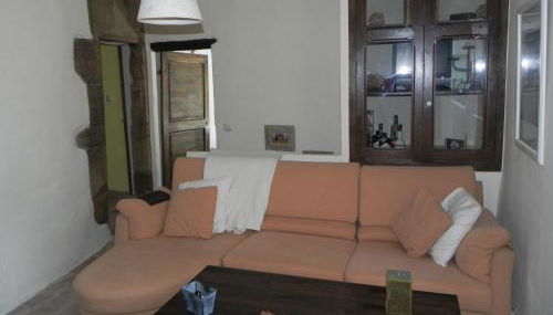 BAIX EMPORDÀ. Increíble casa en pueblo medieval - Foto 5