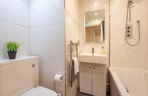 2-Bedroom Newbury Apartment for 7 - Foto 19