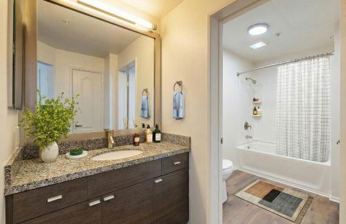 Marina Del Rey Apartment with Resort Amenities - Short Distance To Venice Beach - Photo 11