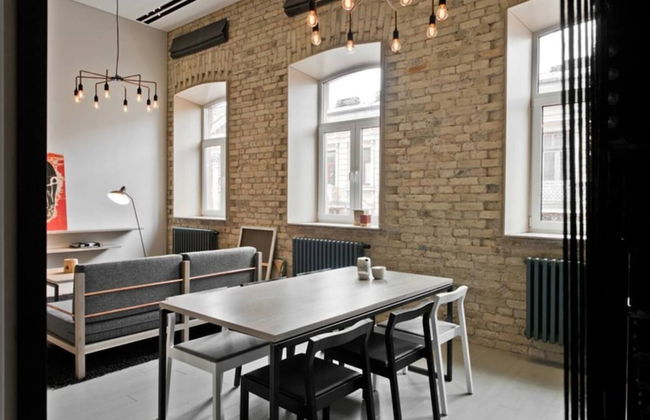 Luxury 1-bed Apartment in Vilnius Oldtown - Photo 24