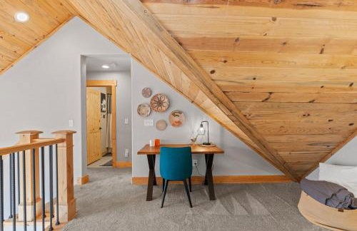 Mountain View Retreat- Private Hot Tub & Views - Foto 15