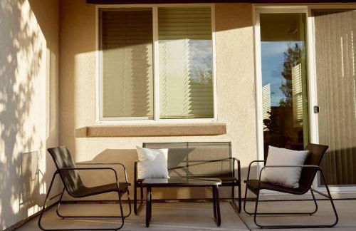 NEW Upscale House, Tahoe 30-min w/ Cal King - Foto 37