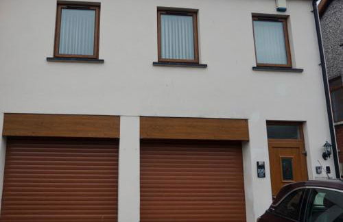 Laxey place maisonette East Belfast -private parking, transport links - Foto 26