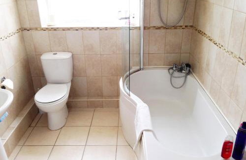 Jug And Glass Cottage - Photo 7