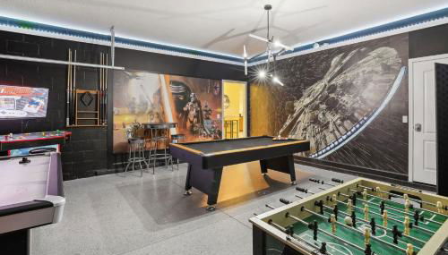 Upstay Family Home w Pool & Cinema ChampionsGate - Foto 3, Game Room