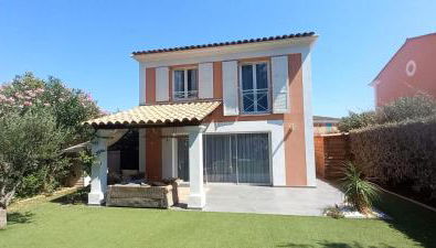 VILLA climatisée calme avec bassin privé et grande piscine partagée à ST AYGULF FREJUS - Foto 3