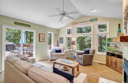 Reel Relaxed - Lakefront w/ Private Dock! - Foto 5