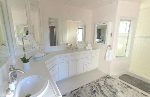 Cozy mountain retreat with lake views near Yosemite - Foto 28