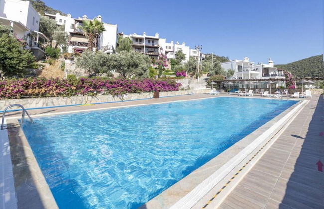 Impressive House Near Paradise Bay in Bodrum - Photo 9