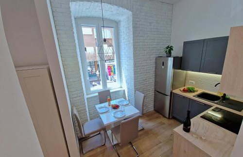 Lola's Place - Photo 36