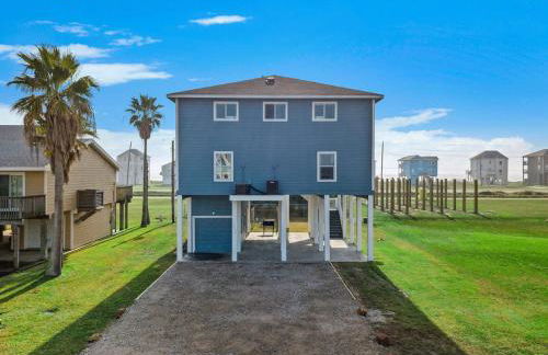 Beach house with large deck and patio - Foto 38