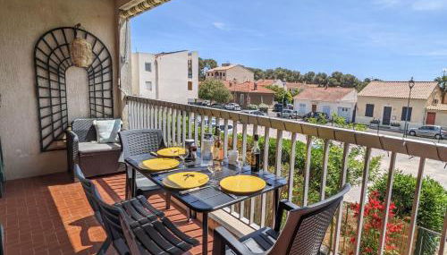 SPÉCIAL COUPLE & FAMILLE - Lit Queen Size - NETFLIX - Climatisation - Terrasse Plein Sud - 2 min Centre-Ville - 6 min Mer - Wifi 400 Mbits Parking privé - OFFRE SPÉCIALE - Foto 2