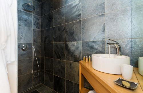 Chalet Isabelle Mountain lodge 5 star 5 bedroom en suite sauna jacuzzi - Photo 48