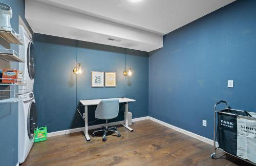 Designer Daylight Basement Near Edmonds Downtown - Photo 4