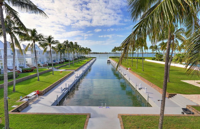 Waterfront Luxury Villa With Sunset Views And Boat Slip 3 Bedroom Townhouse by RedAwning - Foto 24