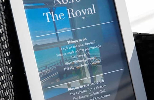 Panoramic sea Views in Beachfront apt w Balcony - Foto 18