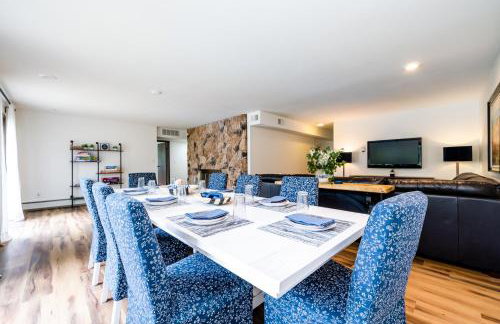 4BR Spacious Condo, Private Lake MI Beach Access, Outdoor Heated Pool - Photo 5