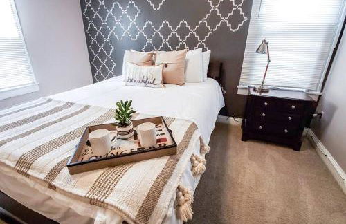 Stylish King Bed, 2BDRM, 1 Mile to DTWN, Game Room - Foto 25