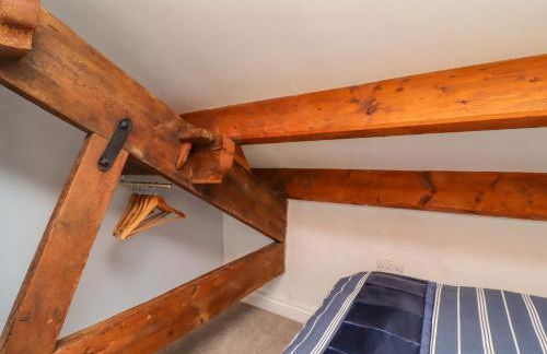 Battery Barn - Foto 21