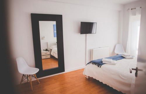 AP-1 XimoApartments con VISTAS PANORÁMICAS AL MAR - Photo 16