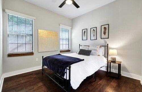 Getaway Near River Walk DT Yard BBQ Pet Games - Foto 38