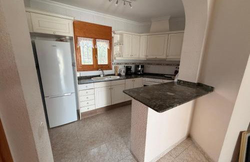 Amarella Costa Dorada - Villa mediterránea con piscina ideal para grupos y familias - Foto 58