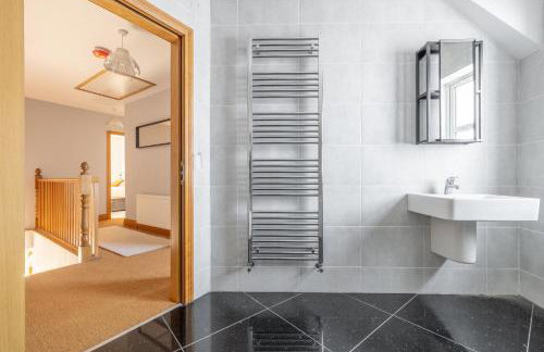 4BR House By Travel Lets Self Catering Accommodation Ballygowan With Near Belfast - Foto 45