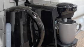 Spacious 5BR Family Home By WillCo Property Short Lets & Serviced Accommodation Derby With Games & Perfect For Contractors - Foto 4