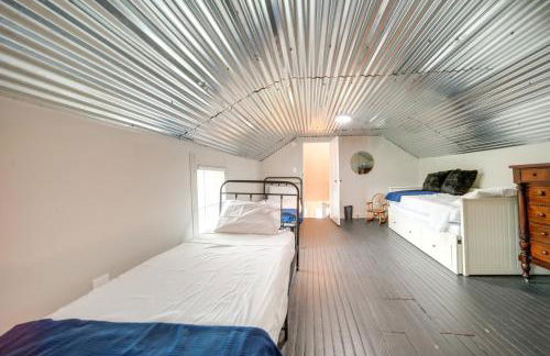 Historical Magnesia Springs Home, Near Kayaking! - Foto 22